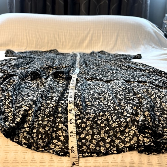 Maurices navy blue floral print high-low dress with pockets - Picture 4 of 4